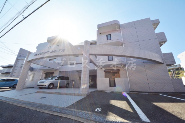大阪モノレール彩都線阪大病院前の賃貸物件外観写真
