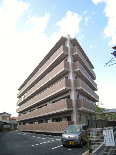 阪急京都線総持寺の賃貸物件外観写真